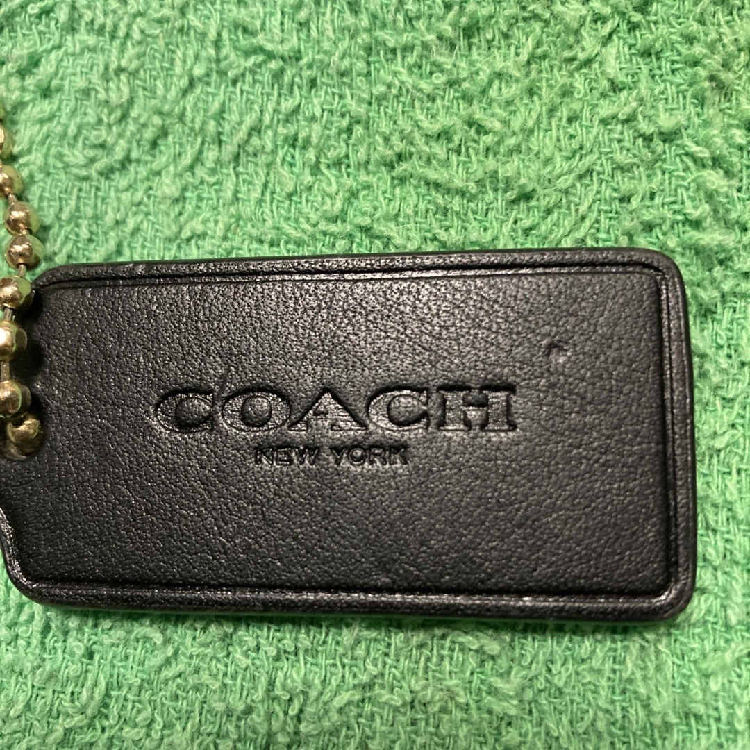 COACH(コーチ)のCOACH/バックチャーム/タグ レディースのアクセサリー(チャーム)の商品写真