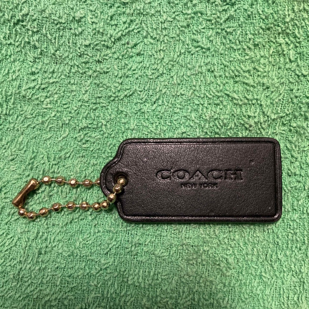 COACH(コーチ)のCOACH/バックチャーム/タグ レディースのアクセサリー(チャーム)の商品写真