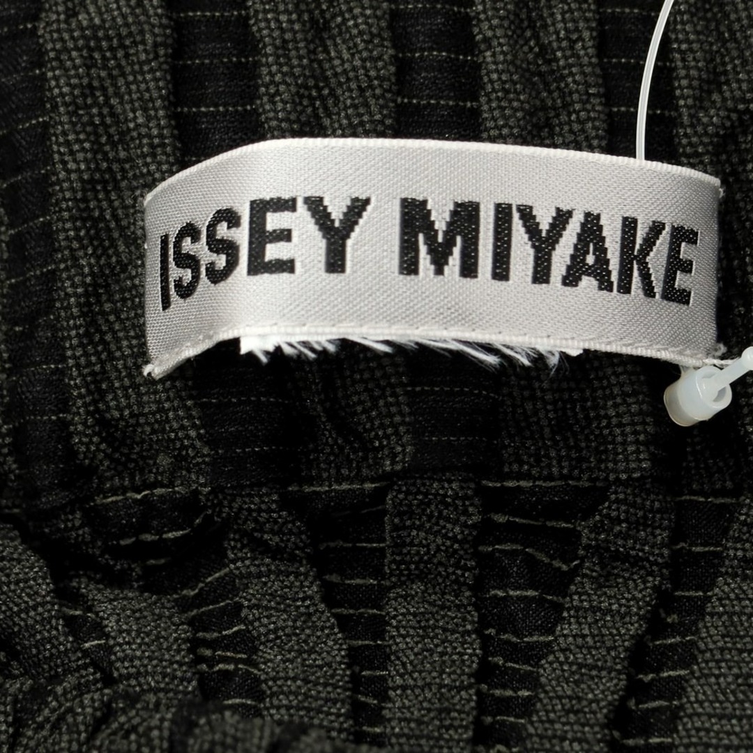 ISSEY MIYAKE(イッセイミヤケ)の【中古】イッセイミヤケ ISSEY MIYAKE 2023年春夏 ロングスカート ブラックxグレー【サイズ表記なし（L位）】【レディース】 レディースのスカート(ロングスカート)の商品写真