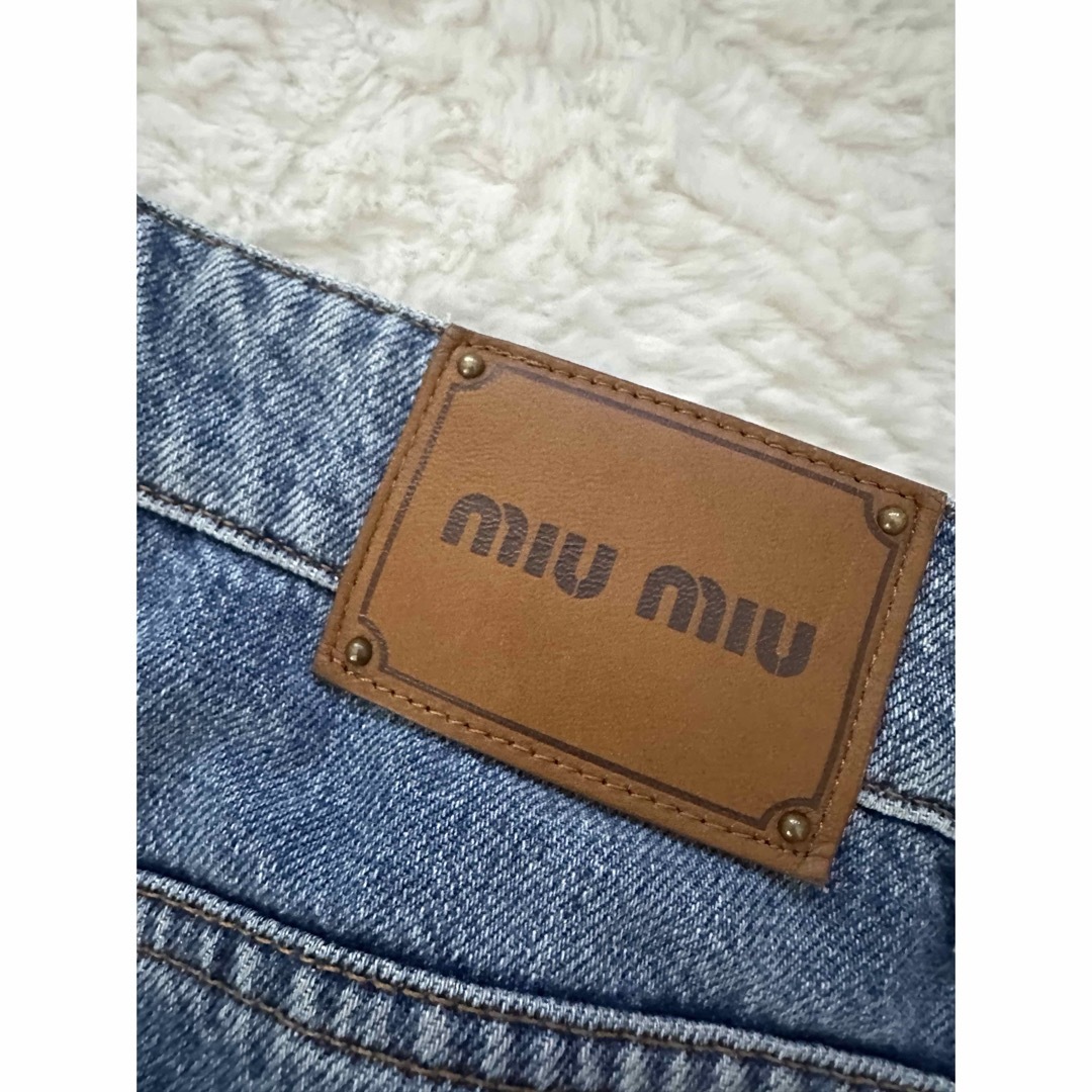 miumiu(ミュウミュウ)の美品 miumiu 花柄デニムパンツ レディースのパンツ(デニム/ジーンズ)の商品写真