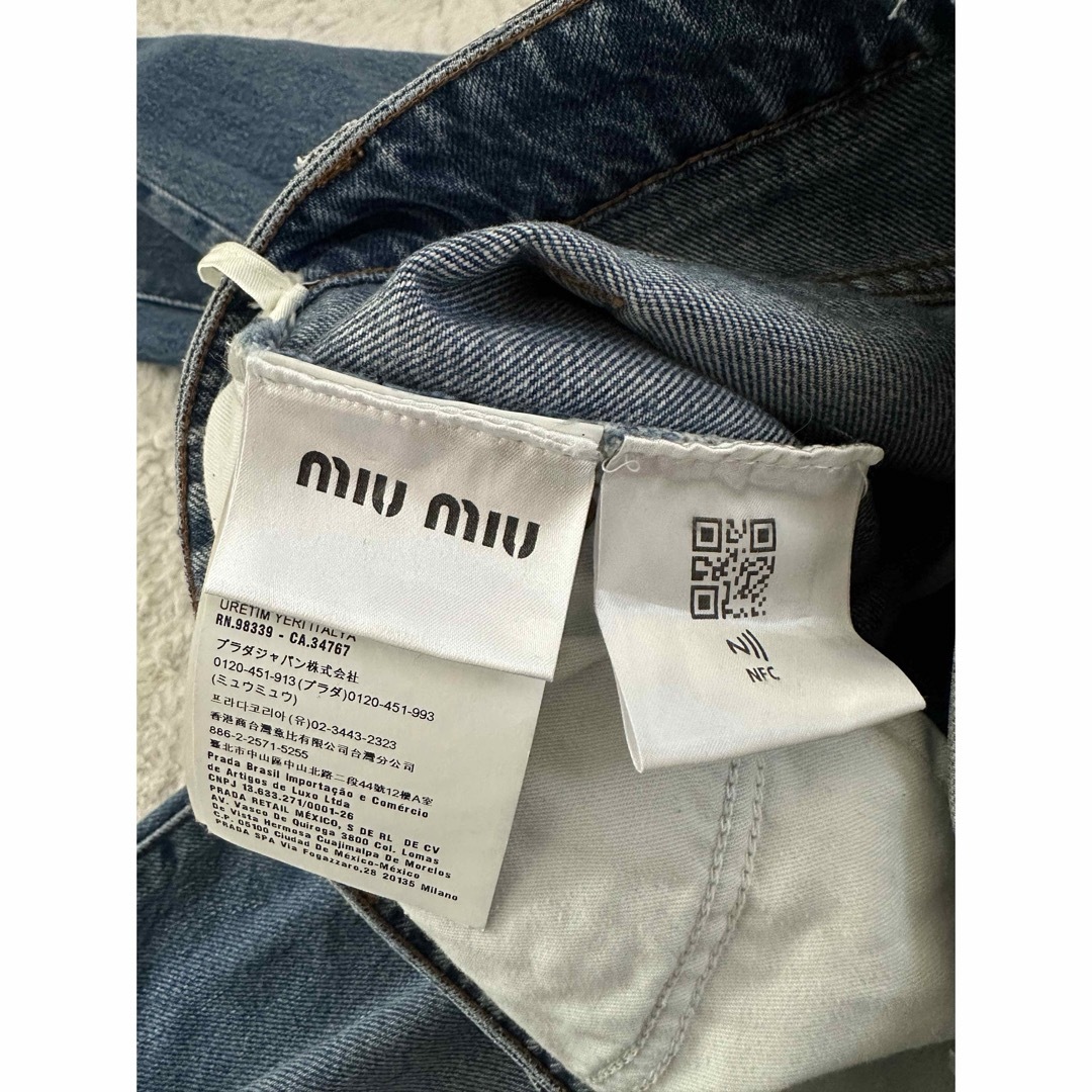 miumiu(ミュウミュウ)の美品 miumiu 花柄デニムパンツ レディースのパンツ(デニム/ジーンズ)の商品写真