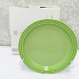 ルクルーゼ(LE CREUSET)のLe Creuset (ル・クルーゼ) 食器 ROUND PLATE ラウンドプレート 皿 23cm オーブン可 レンジ可 食洗機可 耐熱 美品(食器)