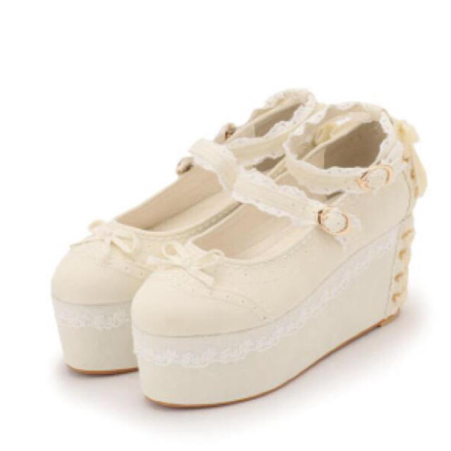 LIZ LISA(リズリサ)の♡ベロア厚底パンプス♡ レディースの靴/シューズ(ハイヒール/パンプス)の商品写真