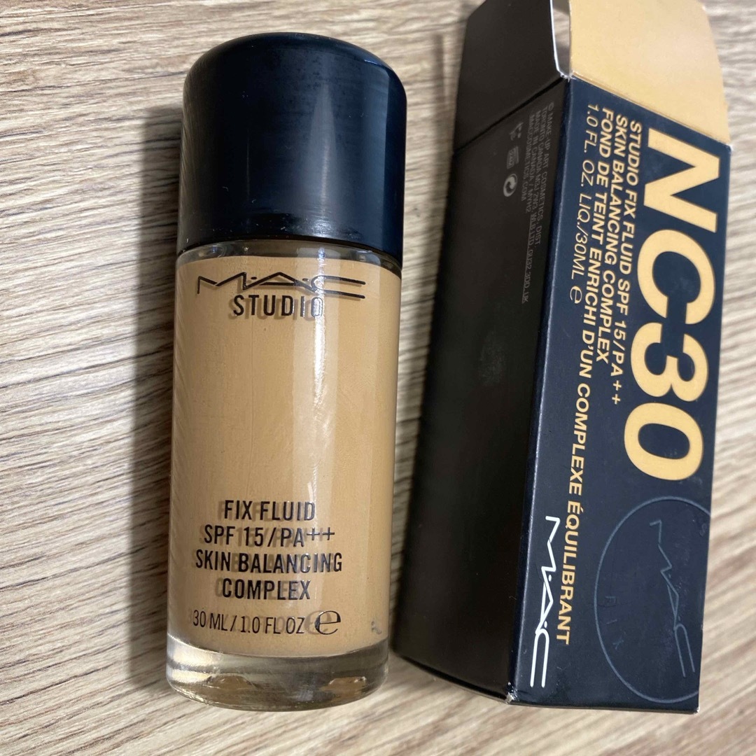 MAC(マック)のマック M.A.C スタジオフィックス フルイッド #NC30 30ml コスメ/美容のベースメイク/化粧品(ファンデーション)の商品写真