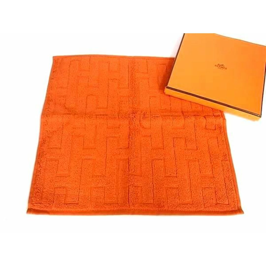 Hermes(エルメス)の■新品■未使用■ HERMES エルメス  ステアーズ コットン100％ ハンドタオル ハンカチ レディース メンズ オレンジ系 AU7763  レディースのファッション小物(その他)の商品写真