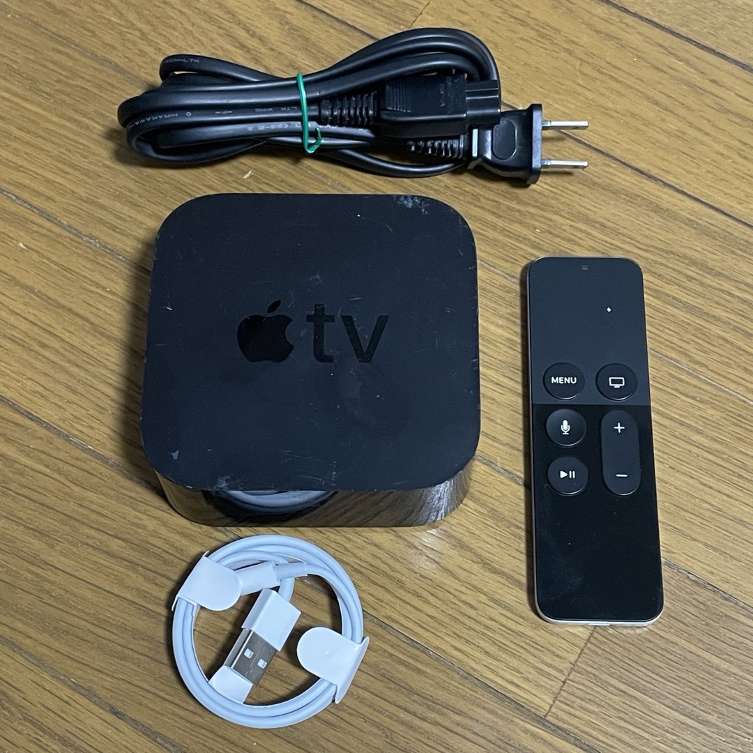 Apple(アップル)のApple TV 第4世代 32GB MR912J/A（A1625） スマホ/家電/カメラのテレビ/映像機器(その他)の商品写真