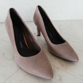 ロックポート(ROCKPORT)の美品!!ROCKPORT ロックポート 本革スエードパンプス 22.5cm(ハイヒール/パンプス)