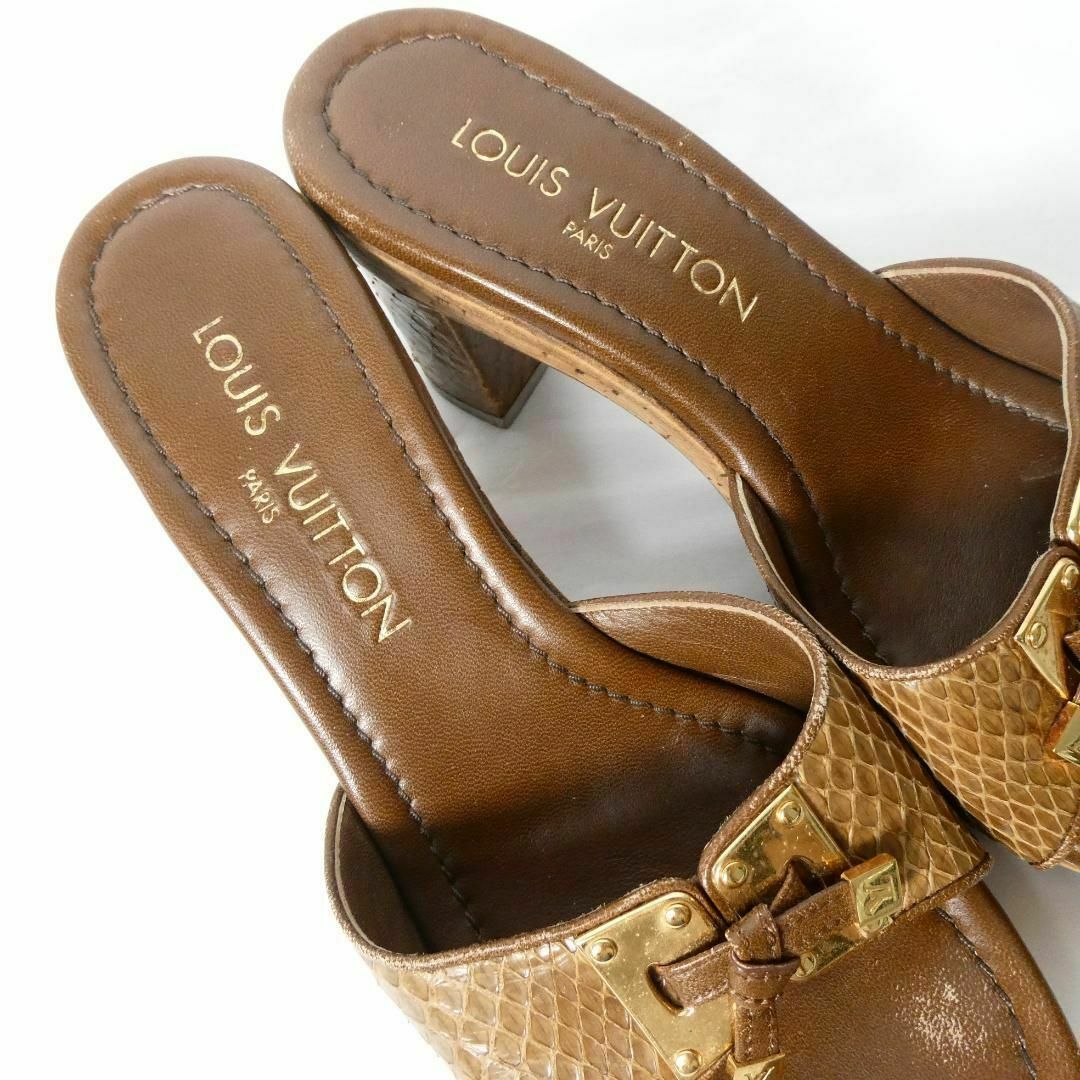 LOUIS VUITTON(ルイヴィトン)の良品 Louis Vuitton パイソン レザー チャンキーヒール サンダル レディースの靴/シューズ(ミュール)の商品写真