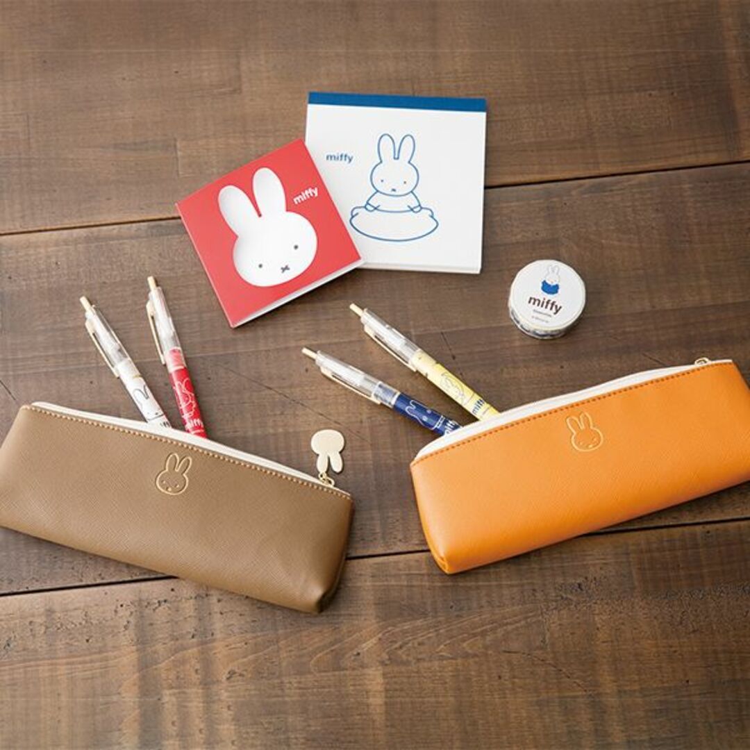 miffy(ミッフィー)のミッフィー ペンポーチ face/red フェイス レッド ペンケース 筆箱 学校 オフィス インテリア/住まい/日用品の文房具(ペンケース/筆箱)の商品写真