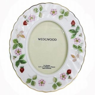 WEDGWOOD - ウェッジウッド ワイルドストロベリー フォトフレーム 写真立て オーバル 白