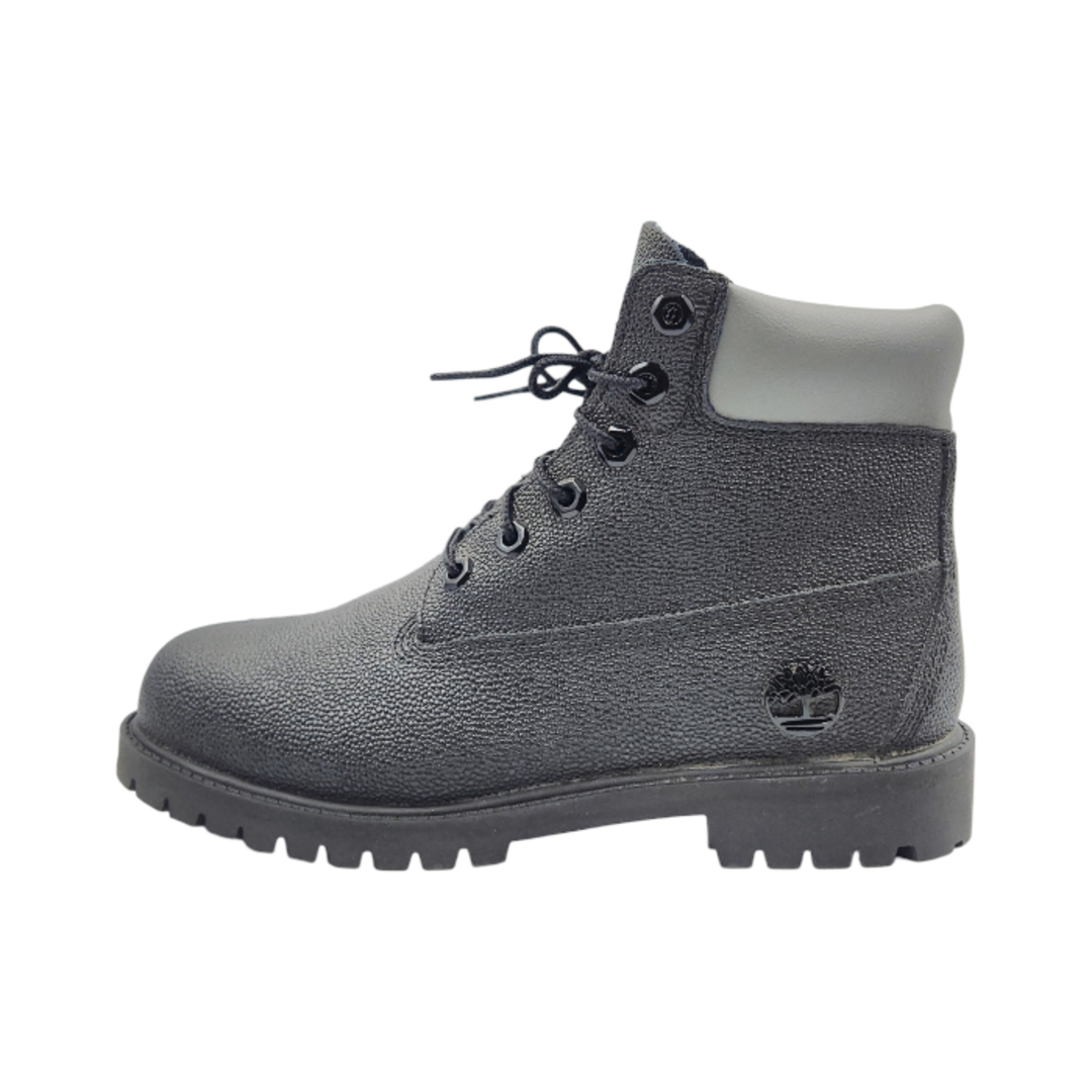 Timberland(ティンバーランド)のTimberland 6inch ワークブーツ ジュニア レディース WATERPROOF ブラック 24cm A1BA4 防水 レースアップ 中古 T1 レディースの靴/シューズ(ブーツ)の商品写真