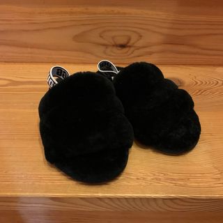 UGG ムートン　サンダル　フラッフィー　アグ　17