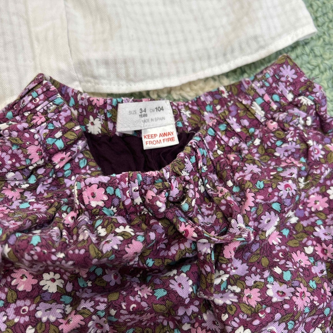 ZARA KIDS(ザラキッズ)のZARA セットアップ風　小花柄 キッズ/ベビー/マタニティのキッズ服女の子用(90cm~)(スカート)の商品写真