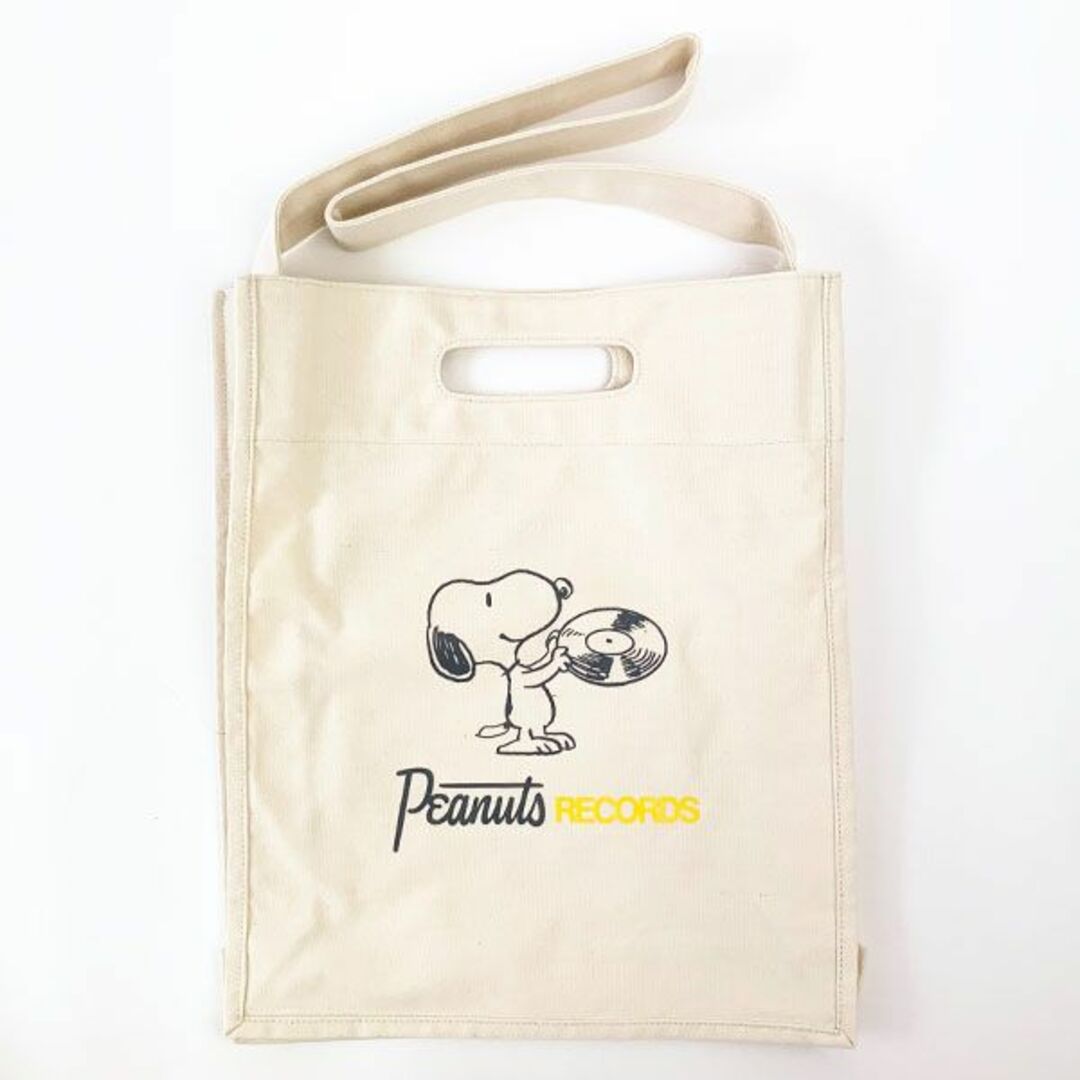 SNOOPY(スヌーピー)のスヌーピー PEANUTS  ショルダートート テ゛ィスク PEANUTS RECORDS かばん     帆布(PWD) レディースのバッグ(ショルダーバッグ)の商品写真