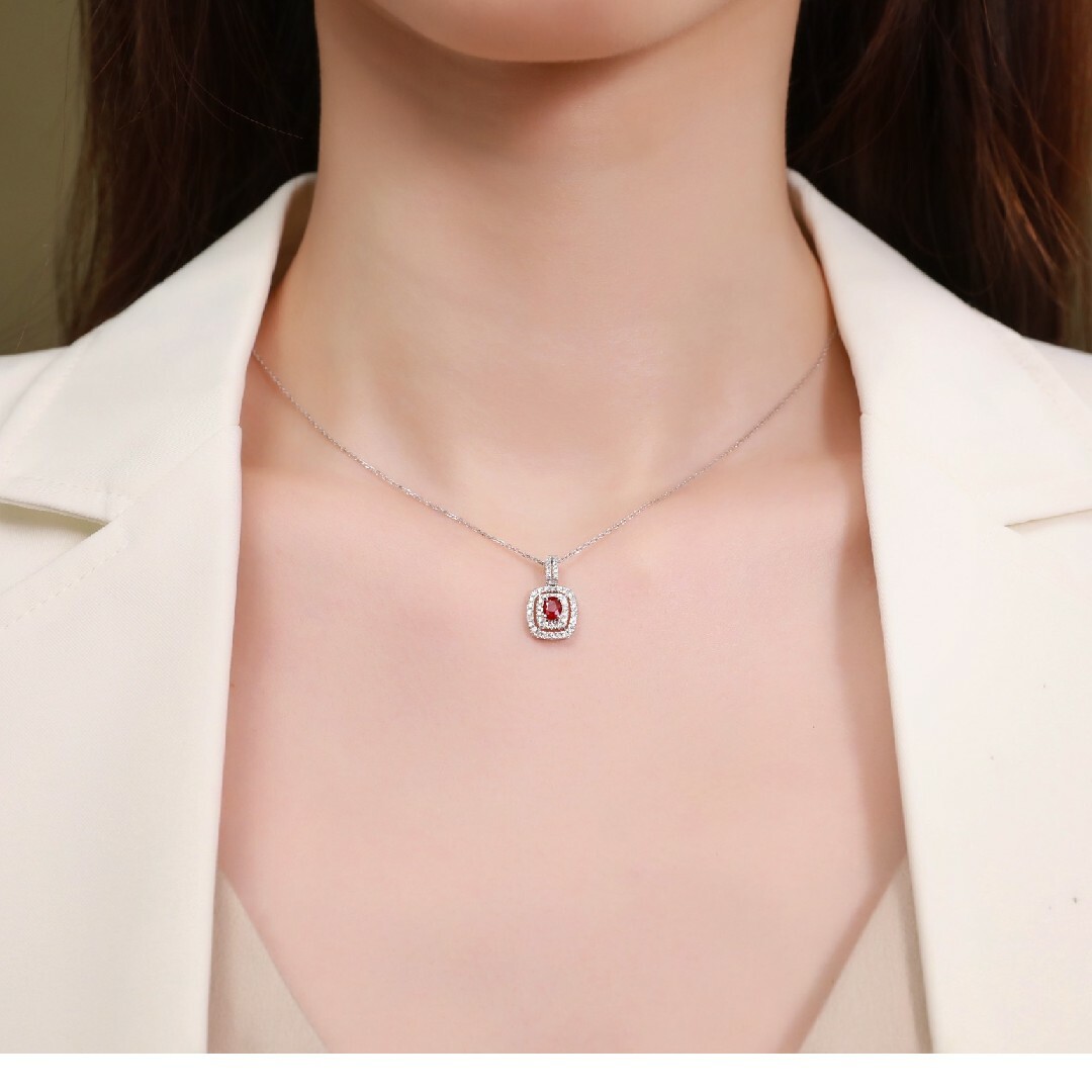 天然ダイヤモンド付きルビーペンダントトップk18 レディースのアクセサリー(チャーム)の商品写真