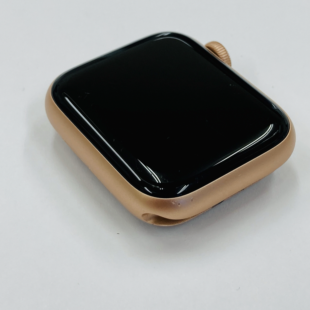 Apple Watch(アップルウォッチ)のapple watch 本体 se 40mm ゴールド アップルウォッチ スマホ/家電/カメラのスマートフォン/携帯電話(その他)の商品写真