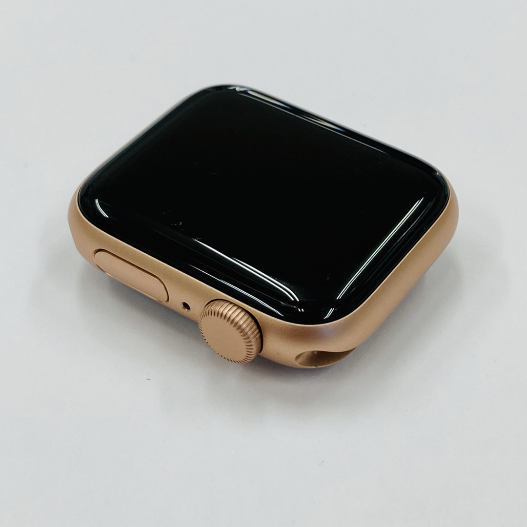 Apple Watch(アップルウォッチ)のapple watch 本体 se 40mm ゴールド アップルウォッチ スマホ/家電/カメラのスマートフォン/携帯電話(その他)の商品写真