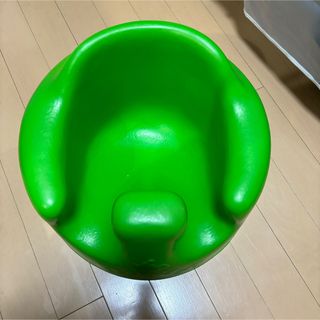 バンボ(Bumbo)のバンボ　Bumbo 緑 ベビーソファ　ベビーチェア(その他)