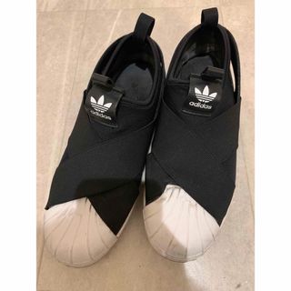 アディダス(adidas)の【匿名配送　adidas】スニーカー(スニーカー)