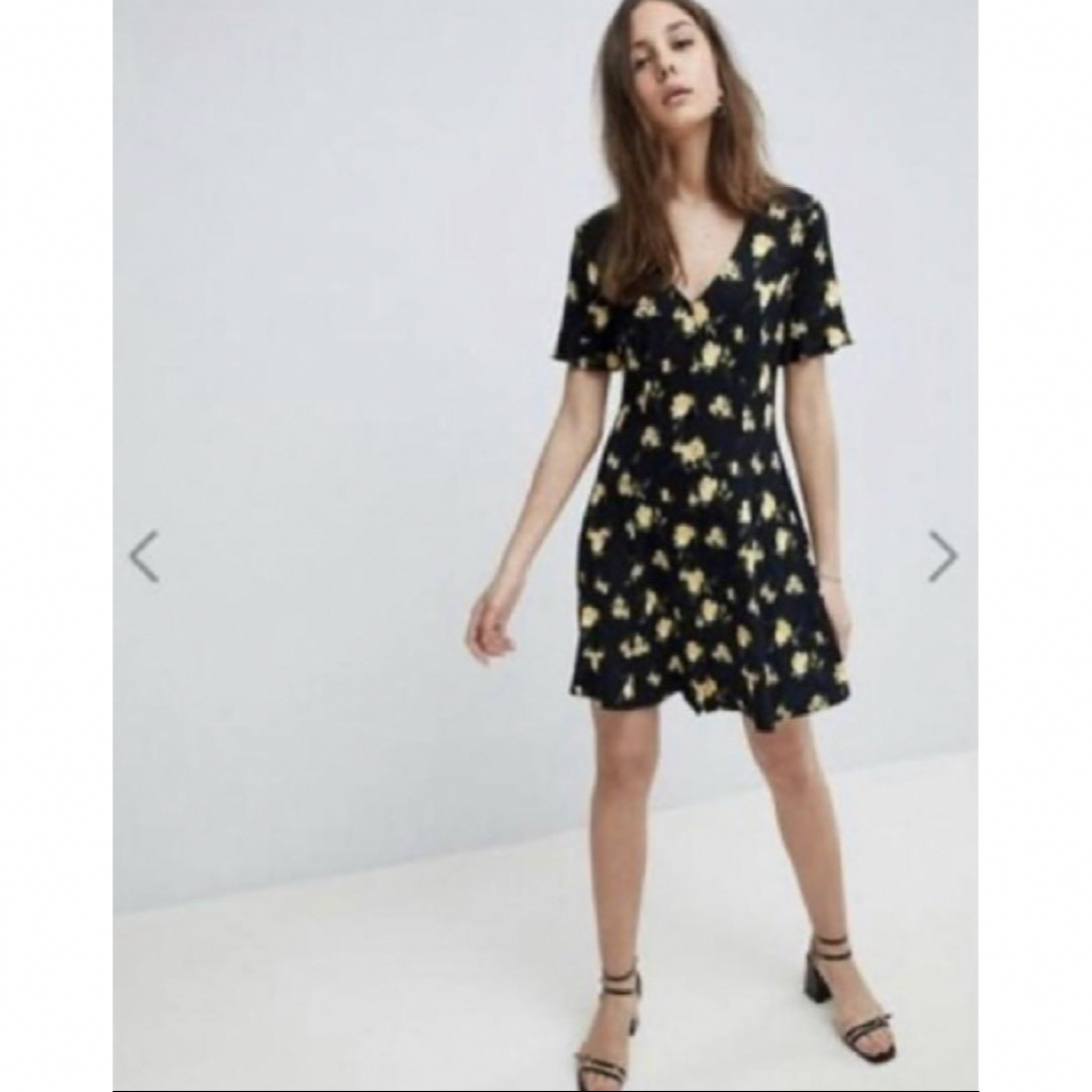 asos(エイソス)のエイソス asos  花柄 フラワー ミニワンピース UK6 レディースのワンピース(ミニワンピース)の商品写真