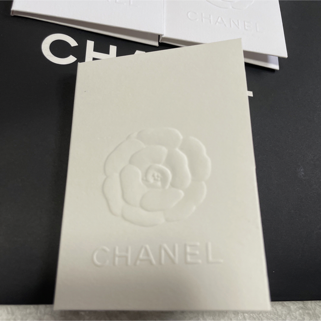 CHANEL(シャネル)のシャネル カメリア カードペーパーケース 3枚セット  レディースのバッグ(ショップ袋)の商品写真