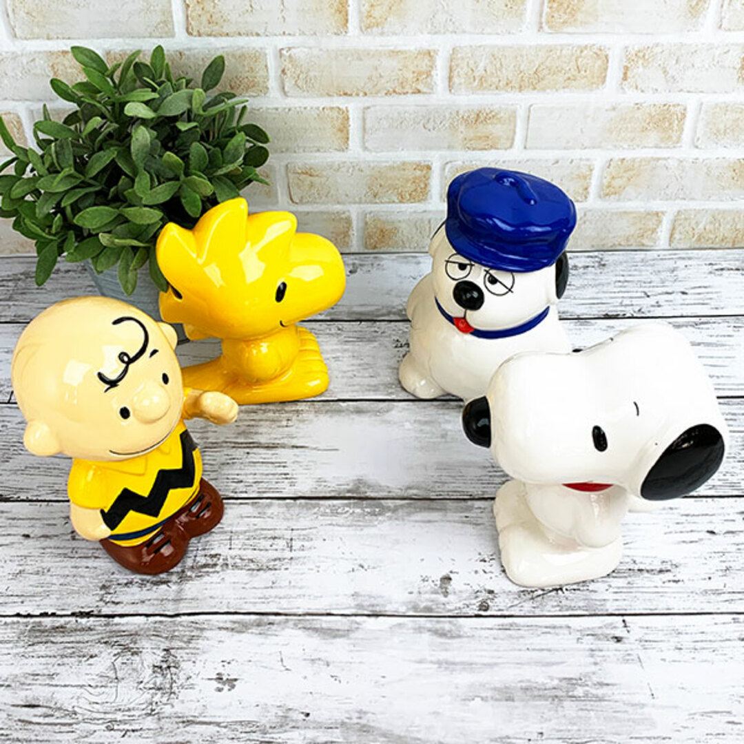 SNOOPY(スヌーピー)のスヌーピー 立体コインバンク 貯金箱　コインバンク グッズ インテリア/住まい/日用品のインテリア小物(置物)の商品写真