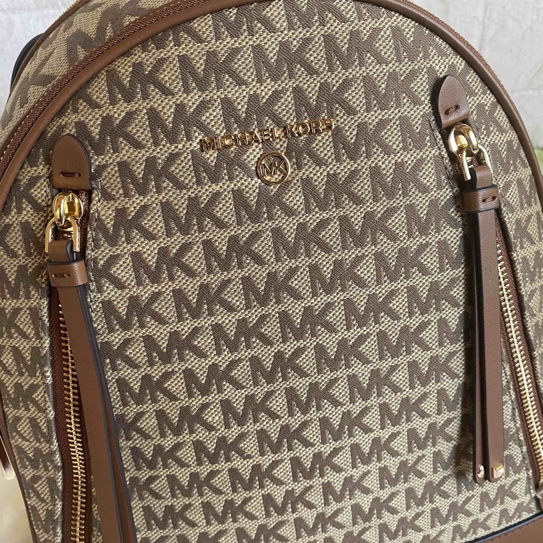 Michael Kors(マイケルコース)のMICHAEL KORS マイケル コースリュック レディースのバッグ(リュック/バックパック)の商品写真