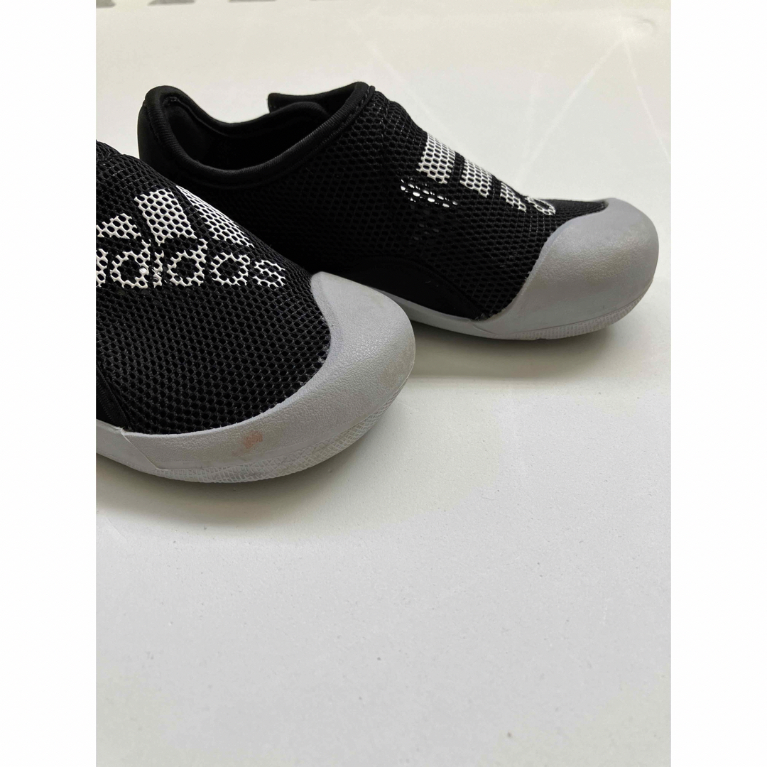 adidas(アディダス)のadidas サンダル　15.0㎝ キッズ/ベビー/マタニティのキッズ靴/シューズ(15cm~)(サンダル)の商品写真