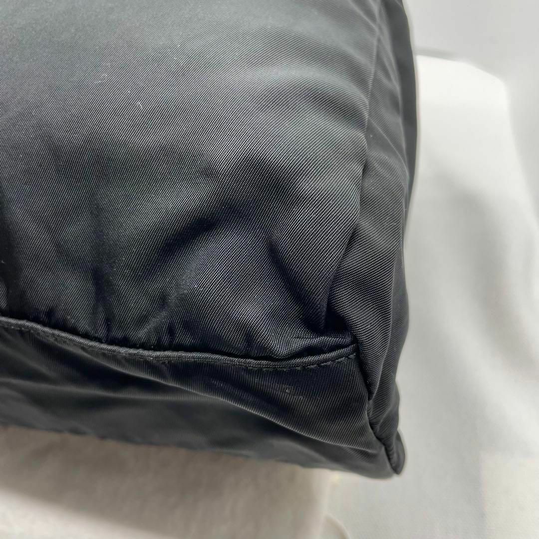 PRADA - 52 美品 プラダ ハンドバッグ ナイロン ブラック 三角 PRADA - 52 美品 プラダ ハンドバッグ ナイロン ブラック 三角