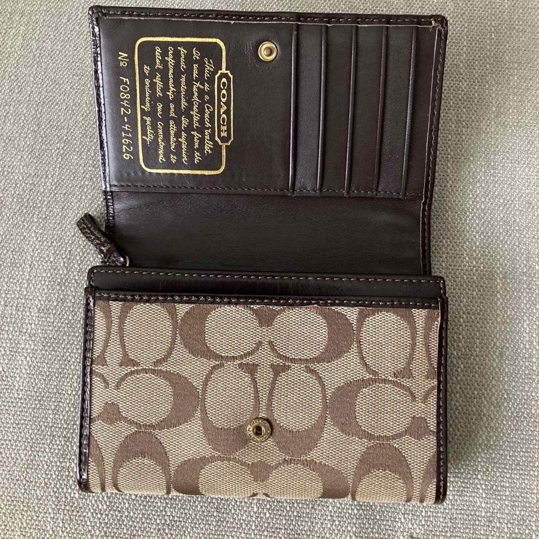 COACH(コーチ)の値下げ不可　コーチ　coach 財布　２つ折り　折り財布 レディースのファッション小物(財布)の商品写真