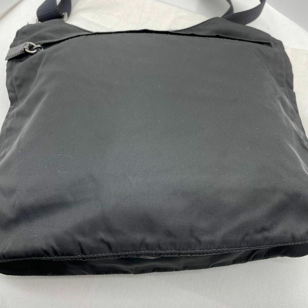 43美品 プラダ ショルダーバッグ ナイロン ブラック 三角ロゴ 43美品 プラダ ショルダーバッグ ナイロン ブラック 三角ロゴ