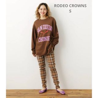 ロデオクラウンズ(RODEO CROWNS)のRODEO CROWNS Repurアルガンオイルパンツ ベージュ S(カジュアルパンツ)