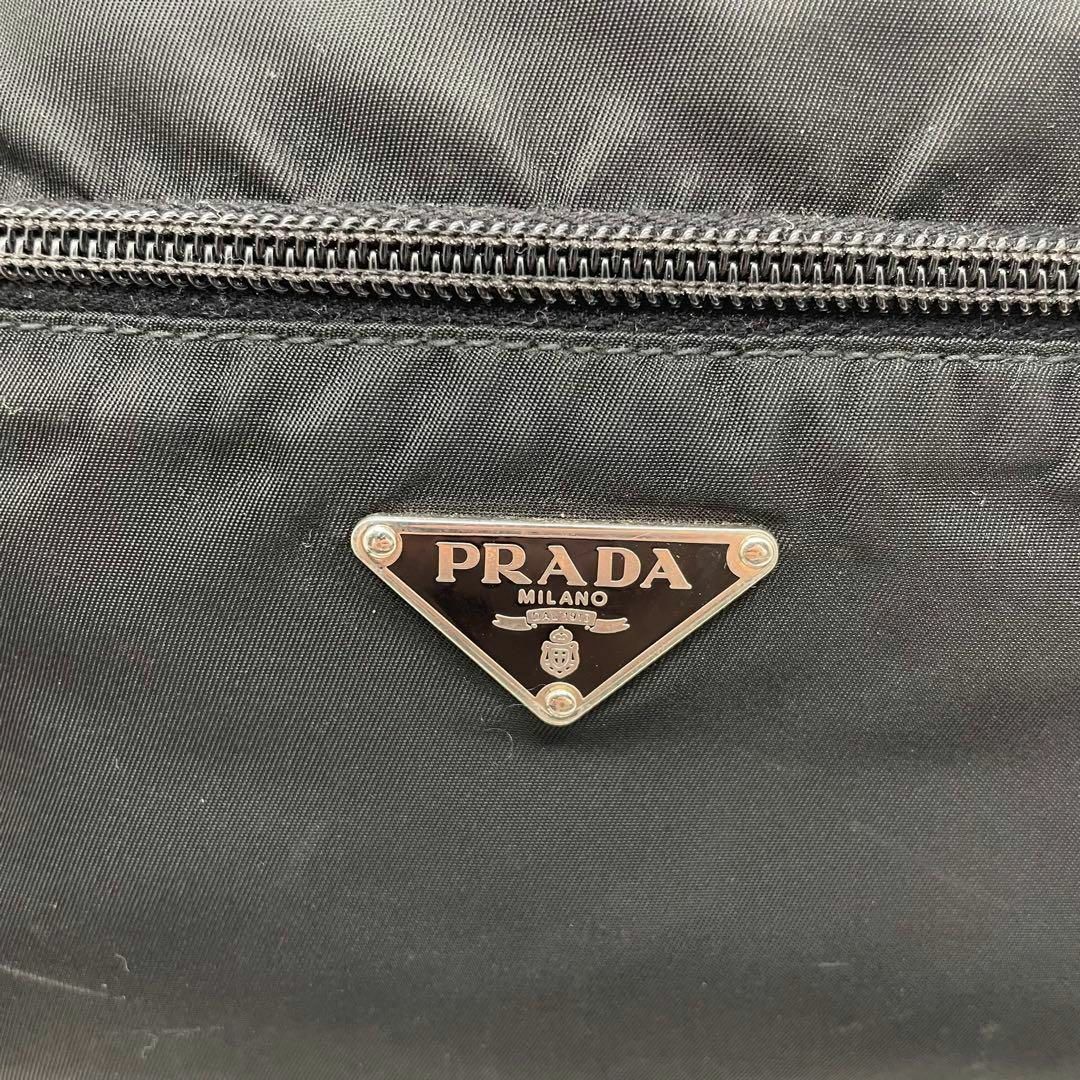 PRADA(プラダ)の29美品　プラダ　ナイロン　ショルダーバッグ　ブラック　三角ロゴ　カメラバッグ レディースのバッグ(ショルダーバッグ)の商品写真