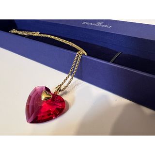 スワロフスキー(SWAROVSKI)の【美品】SWAROVSKI ネックレス ハート(ネックレス)