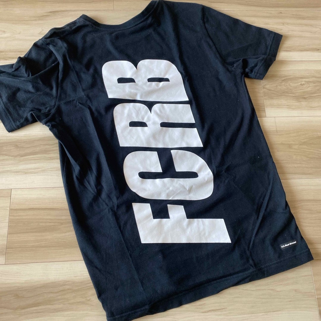F.C.R.B.(エフシーアールビー)のFCRB ブリストル　NIKE メンズのトップス(Tシャツ/カットソー(半袖/袖なし))の商品写真