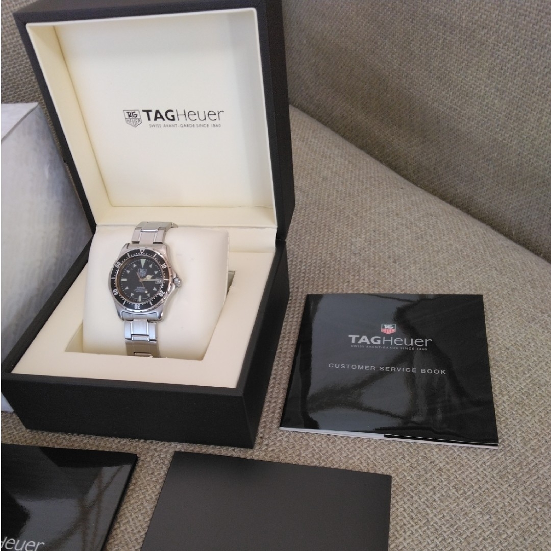 TAG Heuer(タグホイヤー)のTAG Heuer 2000 professional 200 meters メンズの時計(腕時計(アナログ))の商品写真