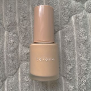 コスメキッチン(Cosme Kitchen)のto/one デューイリキッドファンデーション 02(ファンデーション)