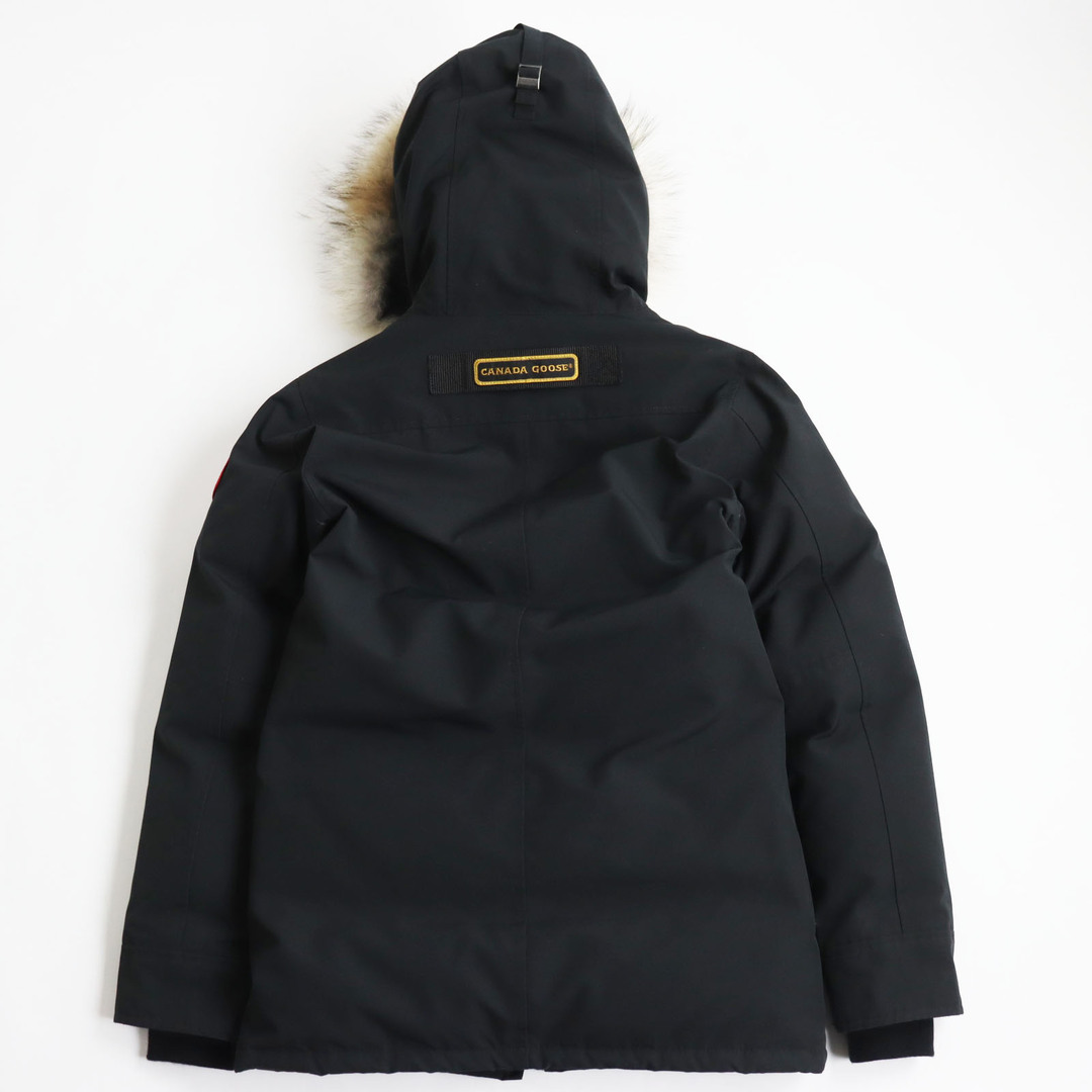 CANADA GOOSE(カナダグース)の良品 CANADA GOOSE カナダグース 3426MA CHATEAU コヨーテファー ロゴワッペン付き フーデッド  ダウンジャケット ブラック S カナダ製 正規品 メンズのジャケット/アウター(ダウンジャケット)の商品写真