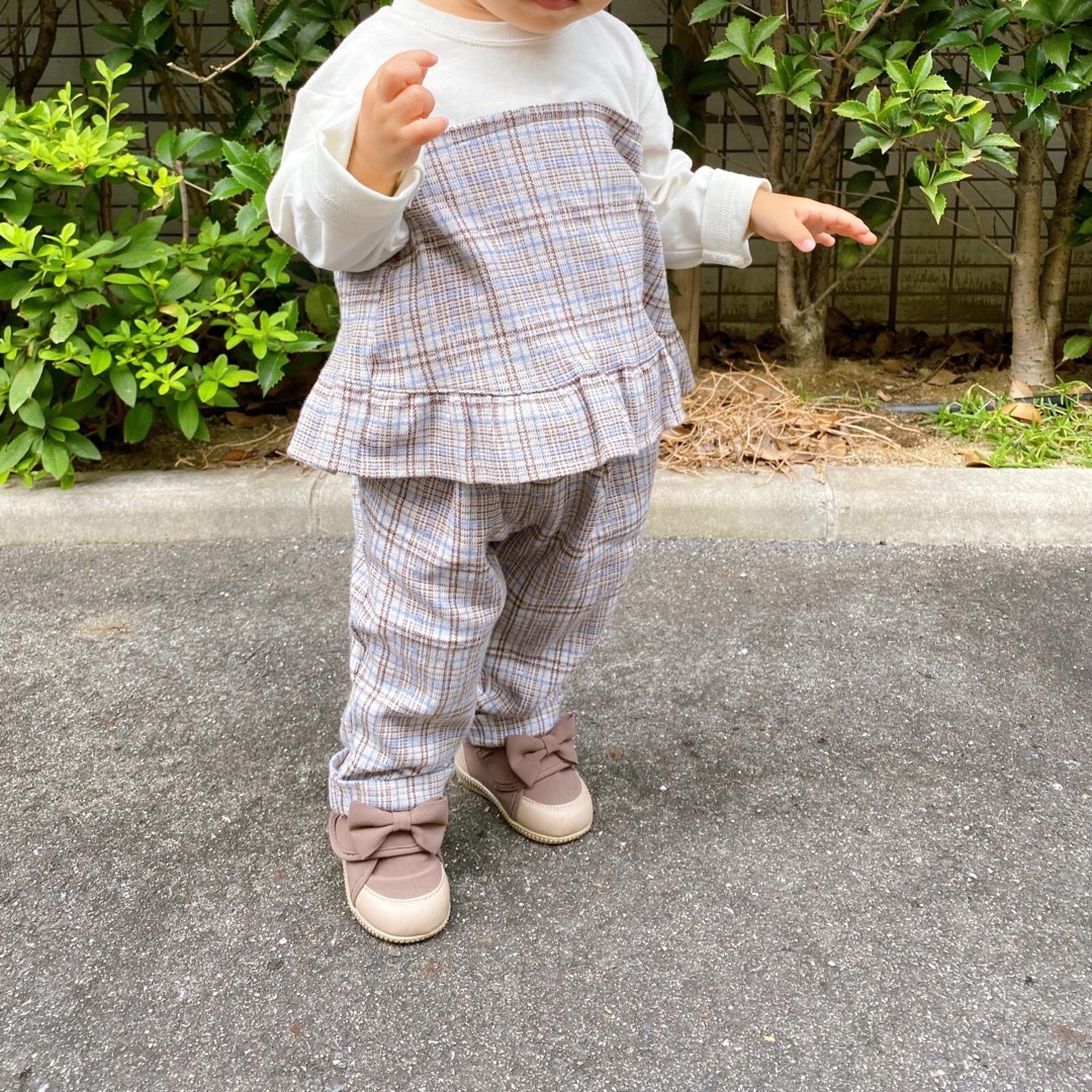 GU(ジーユー)のGU BABY(TODDLER)GIRLSチェックセットアップ 90cm キッズ/ベビー/マタニティのキッズ服女の子用(90cm~)(その他)の商品写真