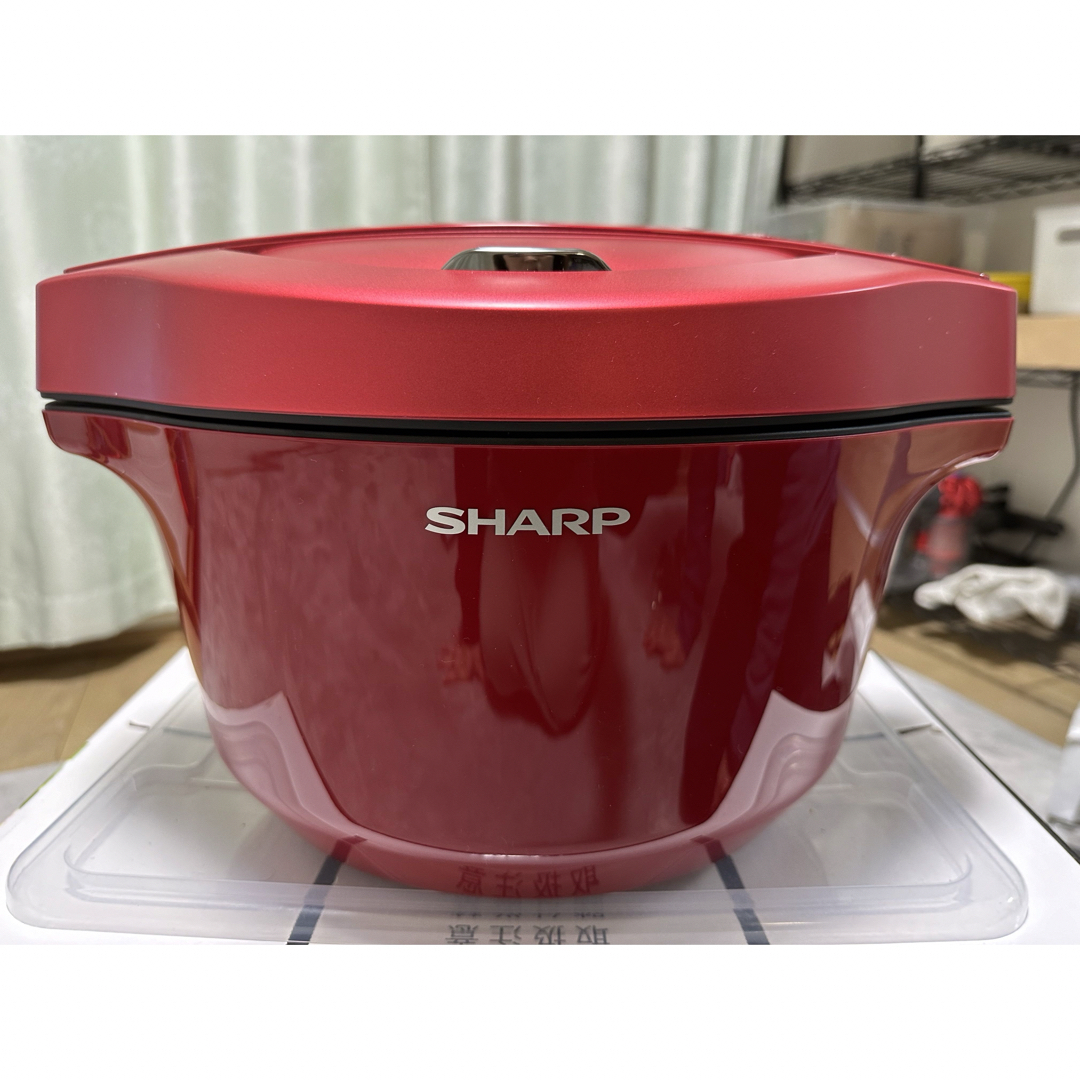 SHARP(シャープ)のSHARP ヘルシオ ホットクック 電気無水鍋 2.4L レッド系 KN-HW2 スマホ/家電/カメラの調理家電(その他)の商品写真