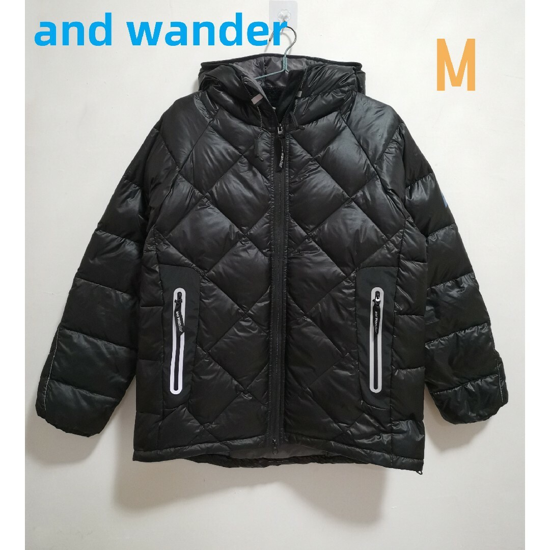 and wander(アンドワンダー)のアンドワンダー diamond stitch ダウンジャケット M メンズのジャケット/アウター(ダウンジャケット)の商品写真