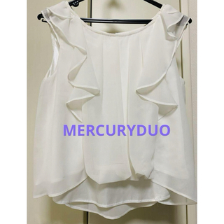 マーキュリーデュオ(MERCURYDUO)のマーキュリーデュオ シフォンブラウス ホワイト キャミソール ノースリーブシャツ(シャツ/ブラウス(半袖/袖なし))