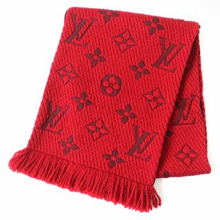 ルイヴィトン(LOUIS VUITTON)の美品△正規品 LOUIS VUITTON ルイヴィトン 2020年 M72432 エシャルプ ロゴマニア モノグラム シルク混 ニットマフラー ルビー レッド 伊製(マフラー/ショール)