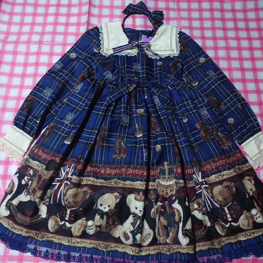 Angelic Pretty(アンジェリックプリティー)のAngelic Pretty British Bear ワンピース セット レディースのワンピース(ひざ丈ワンピース)の商品写真