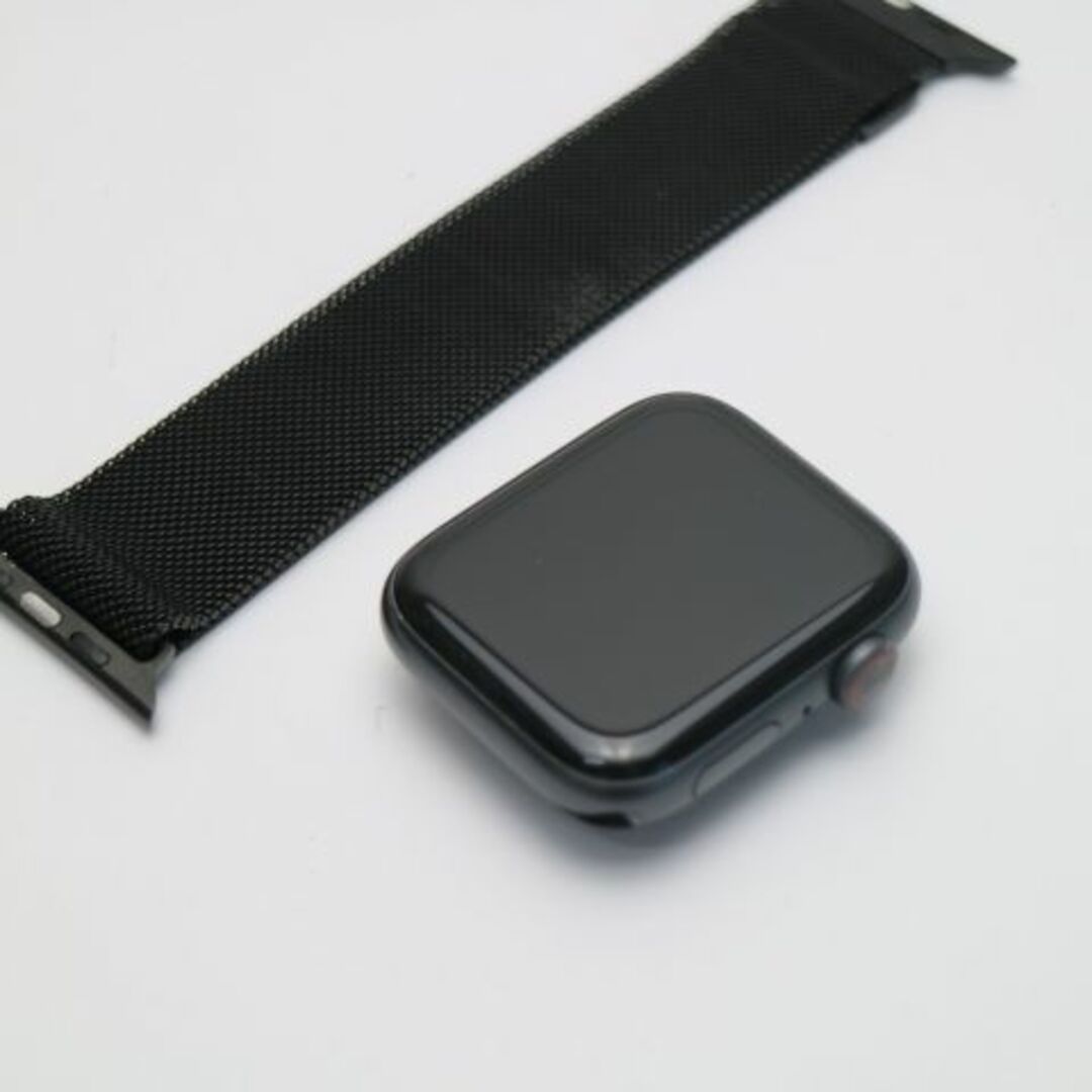 Apple(アップル)のApple Watch series4 44mm Cellular ブラック  スマホ/家電/カメラのスマホ/家電/カメラ その他(その他)の商品写真