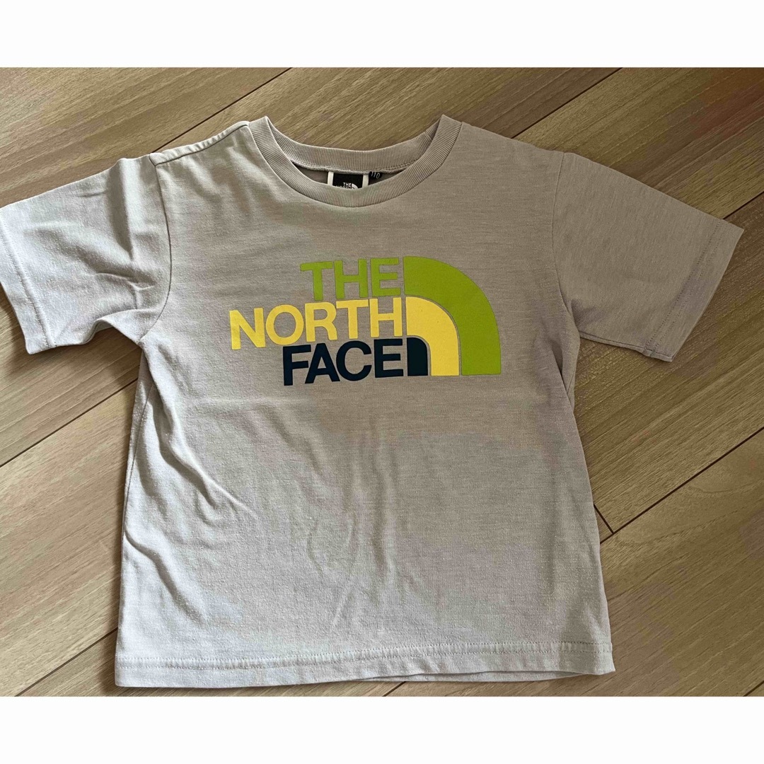 THE NORTH FACE(ザノースフェイス)のTHE  NORTH FACE　キッズTシャツ キッズ/ベビー/マタニティのキッズ服男の子用(90cm~)(Tシャツ/カットソー)の商品写真