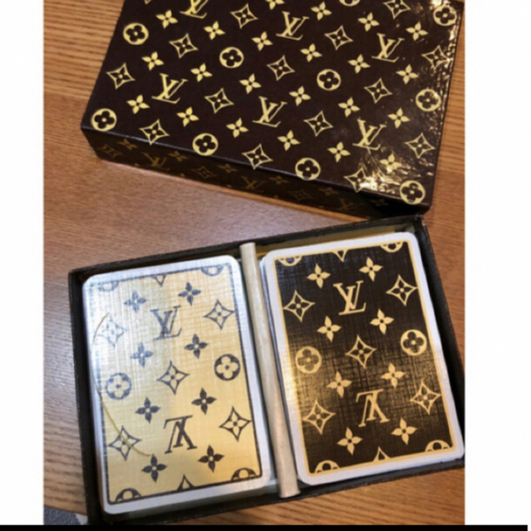 LOUIS VUITTON(ルイヴィトン)の【ケース＆チャーム付】LOUIS VUITTON モノグラム　2枚セット レディースのファッション小物(キーホルダー)の商品写真