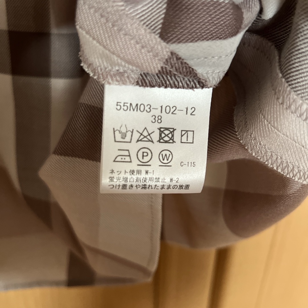 BURBERRY BLUE LABEL(バーバリーブルーレーベル)のBLUE LABEL ブラウス レディースのトップス(シャツ/ブラウス(長袖/七分))の商品写真