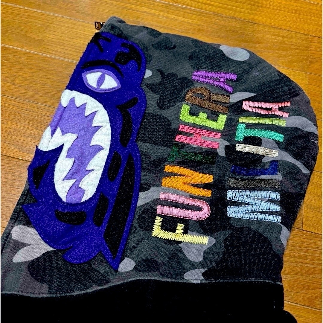 A BATHING APE(アベイシングエイプ)のA BATHING APE タイガー シャーク パーカー ブルー 青 メンズのトップス(パーカー)の商品写真