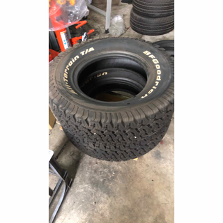 ビーエフグッドリッチ(BFグッドリッチ)のタイヤ　中古　2本　LT245/75R16 120/116S グッドリッチ(タイヤ)